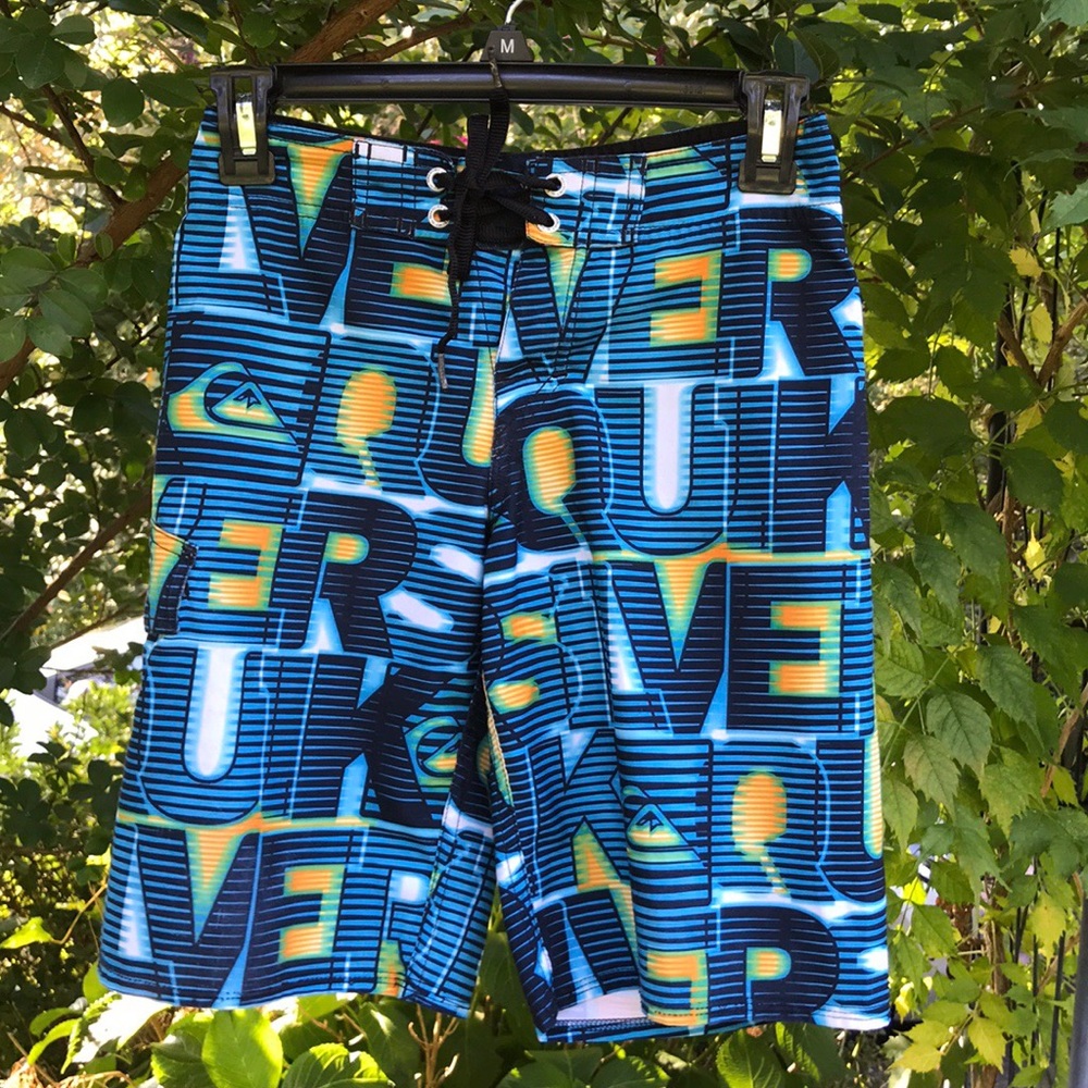 Quiksilver Logo Blue Swim Trunks Men’s Boys 24 Velcro No Lining Board Shorts
